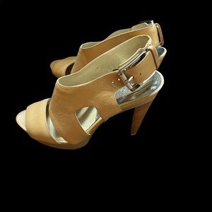 Michael Kors Platform sandals 8